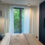 Apollo Luxury Dolny *