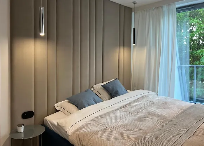 Apollo Luxury Dolny *